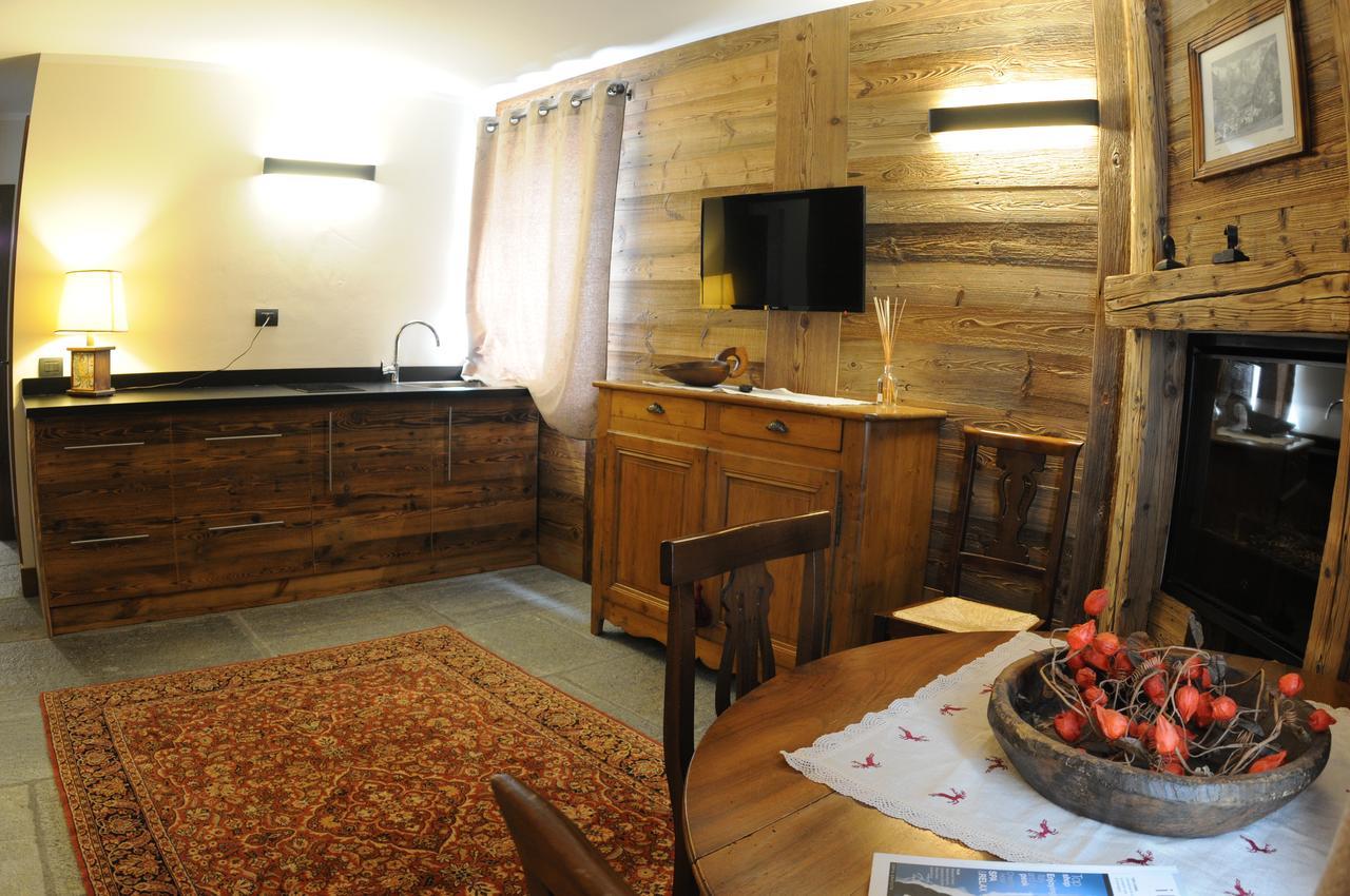 L'Abri Des Amis Otel Courmayeur Dış mekan fotoğraf